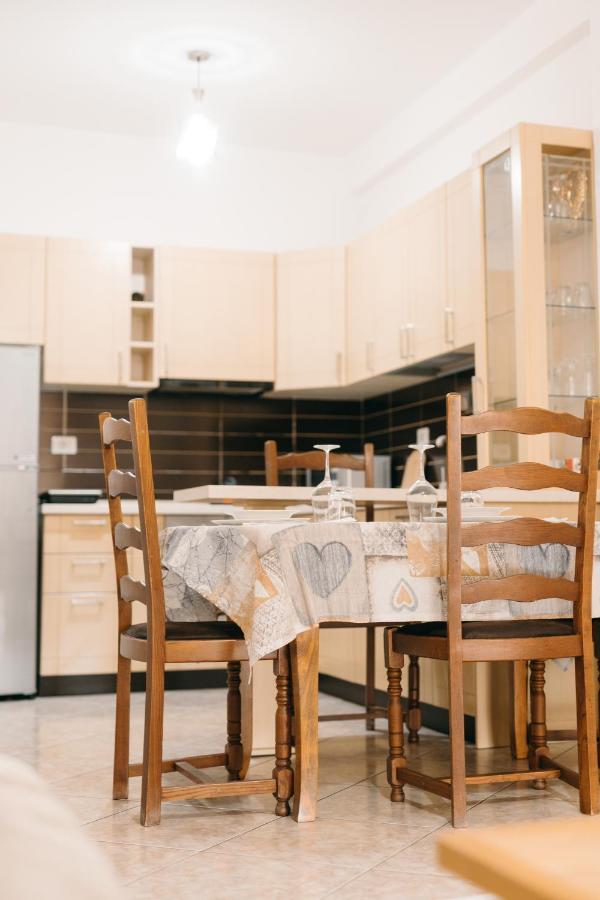 טיראנה Rs Place 1-Bedroom Apartment מראה חיצוני תמונה