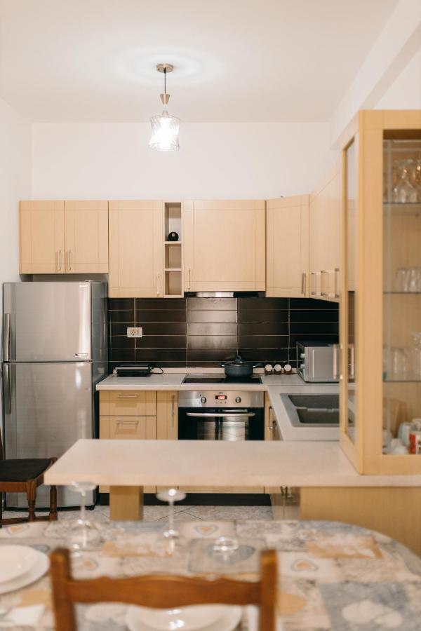 טיראנה Rs Place 1-Bedroom Apartment מראה חיצוני תמונה